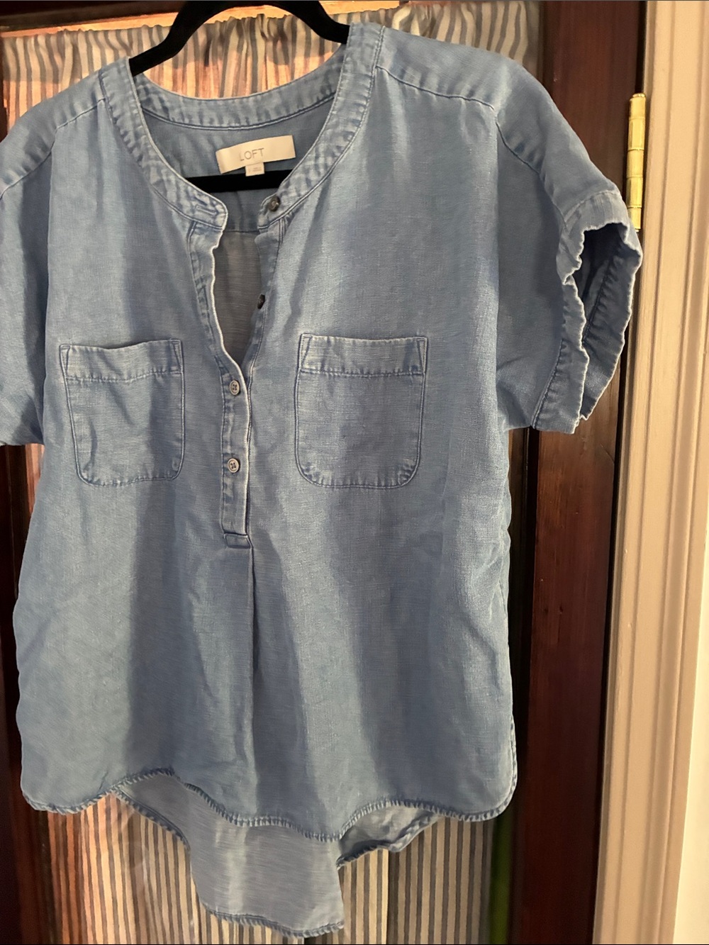 LOFT Light Blue Short-Sleeve Button-Front Top - Picture 5 of 7